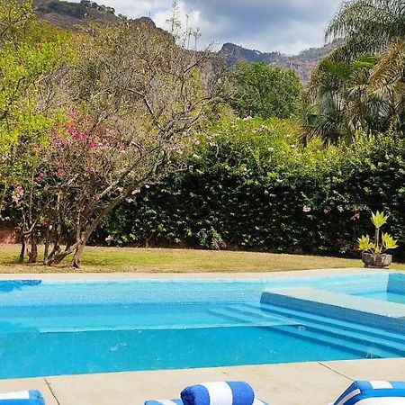 Ixlum Hoteles Y Casas Vacacionales เตโปซตลัน ภายนอก รูปภาพ
